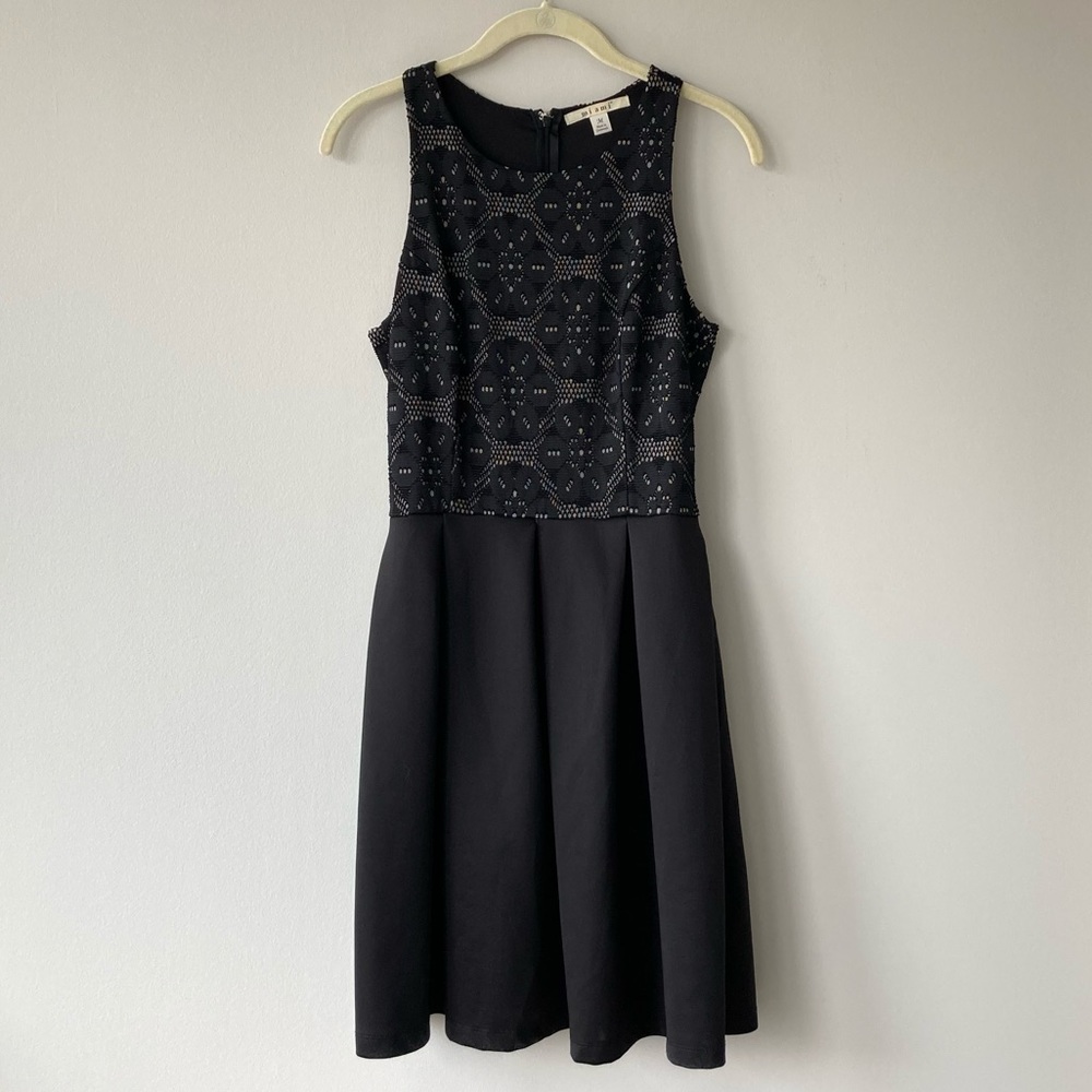 Francesca’s Miami Floral Short Skater Formal Dress